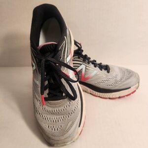 New Balance 880 V7 Size 9W